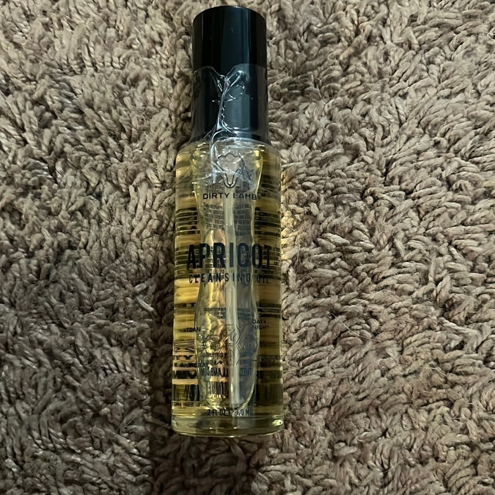 Apricot cleansing oil